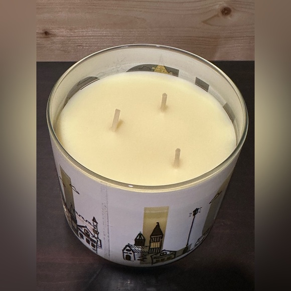 Limited edition BATH & BODY WORKS Tea & Lemon London candle. - Picture 5 of 6